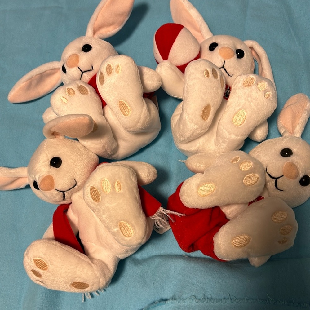 Coca Cola beach bunnies